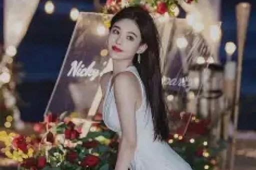 女星人设崩塌还是封神?盘点8位女星出圈名场面有人惊艳有人翻车 女星人设崩塌还是封神?盘点8位女星出圈名场面有人惊艳有人翻车